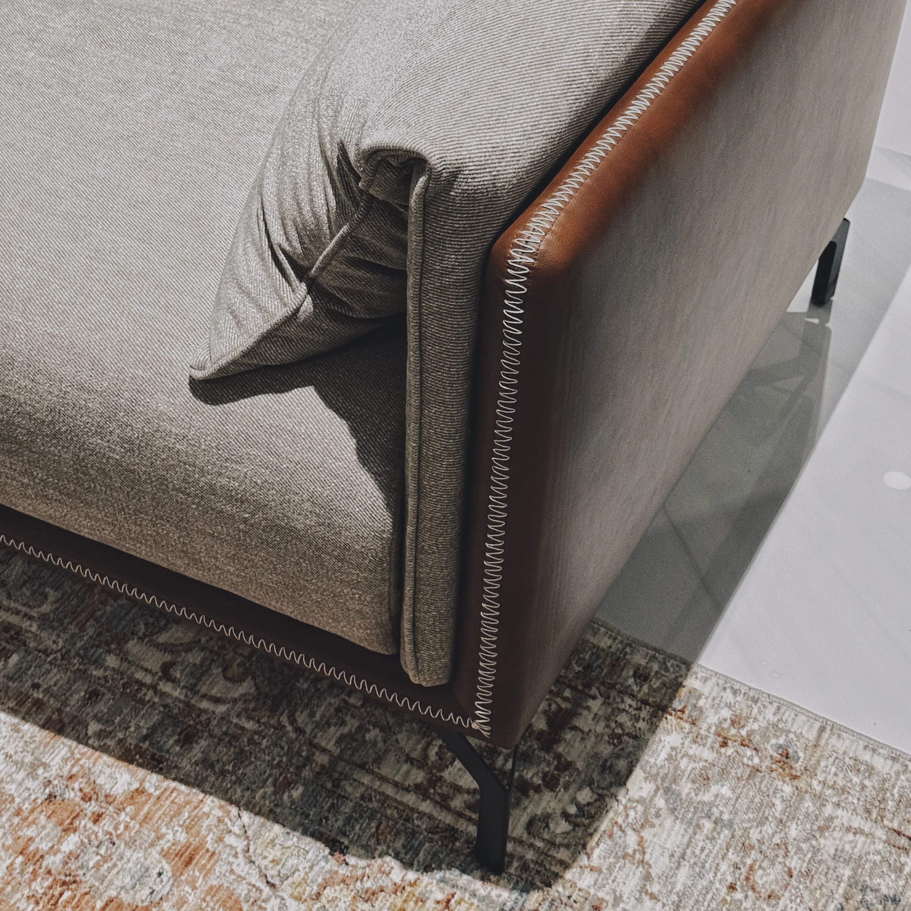 BAXTER SOFA - Image 3