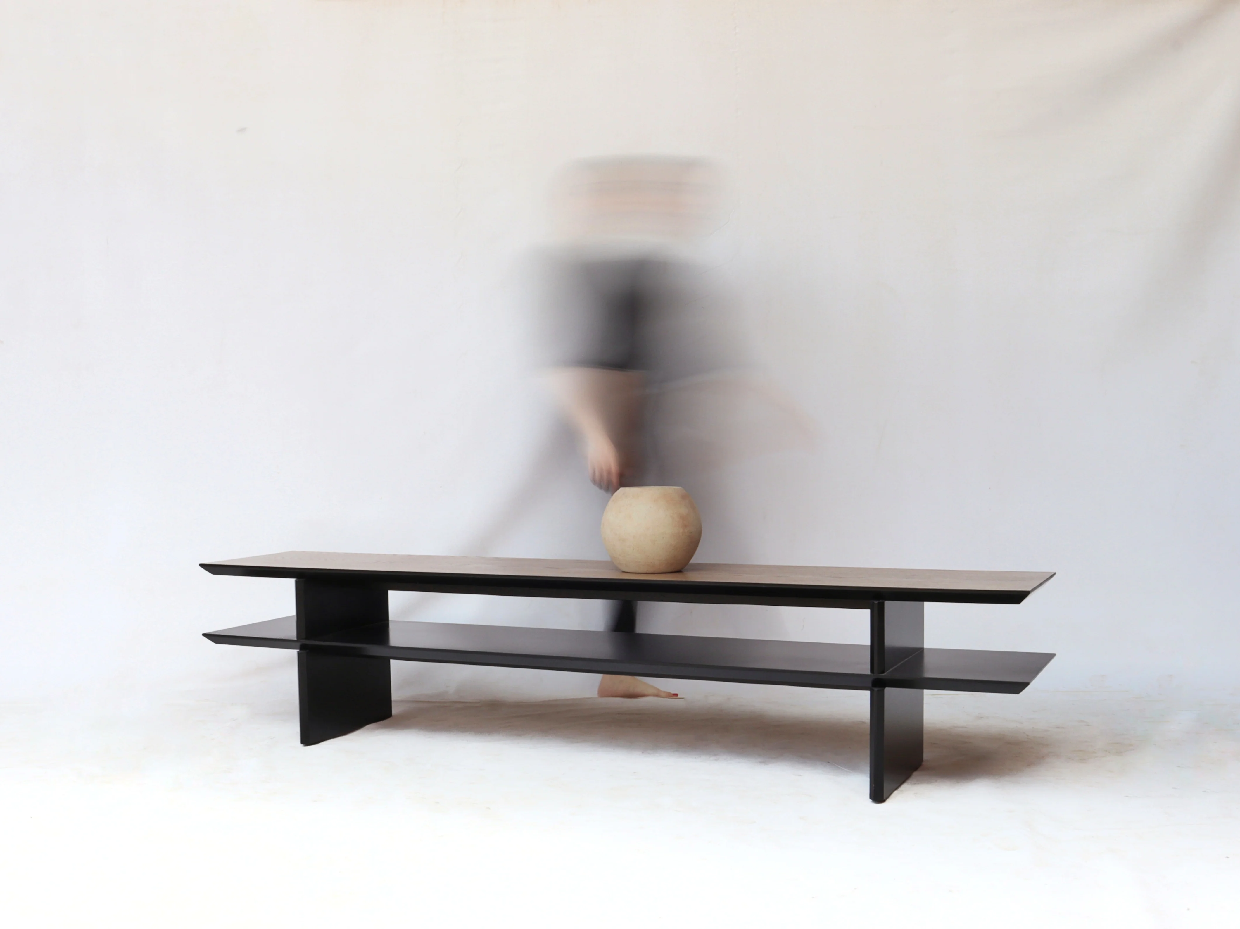 T LOW CONSOLE